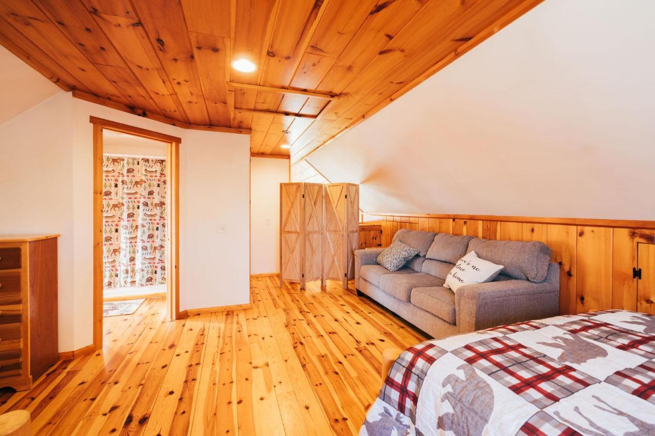 Ski Chalet W-Hot Tub, Only 3 Min To Sunday River Ski Lifts! Bethel Eksteriør billede